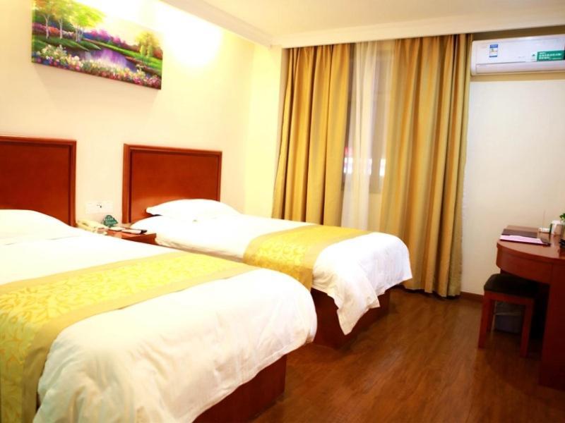 Greentree Inn Shanghai Hongqiao Hub Cao'An Road Huajiang Branch Road Express Hotel Jiading Eksteriør billede