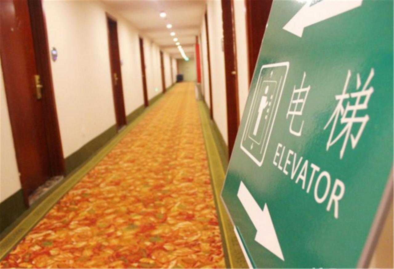 Greentree Inn Shanghai Hongqiao Hub Cao'An Road Huajiang Branch Road Express Hotel Jiading Eksteriør billede